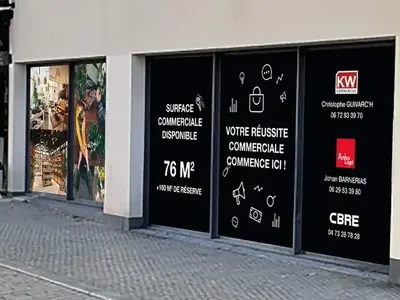 Keller Williams — Print et vitrine agence